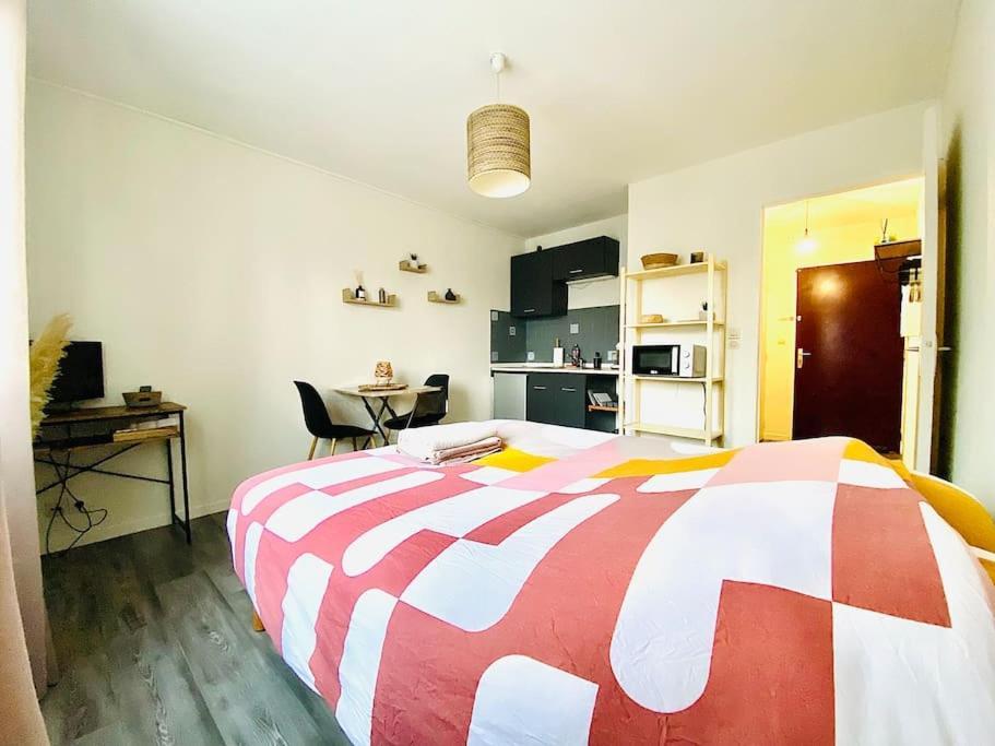 Au Calme Confort & Proche Centre Appartement