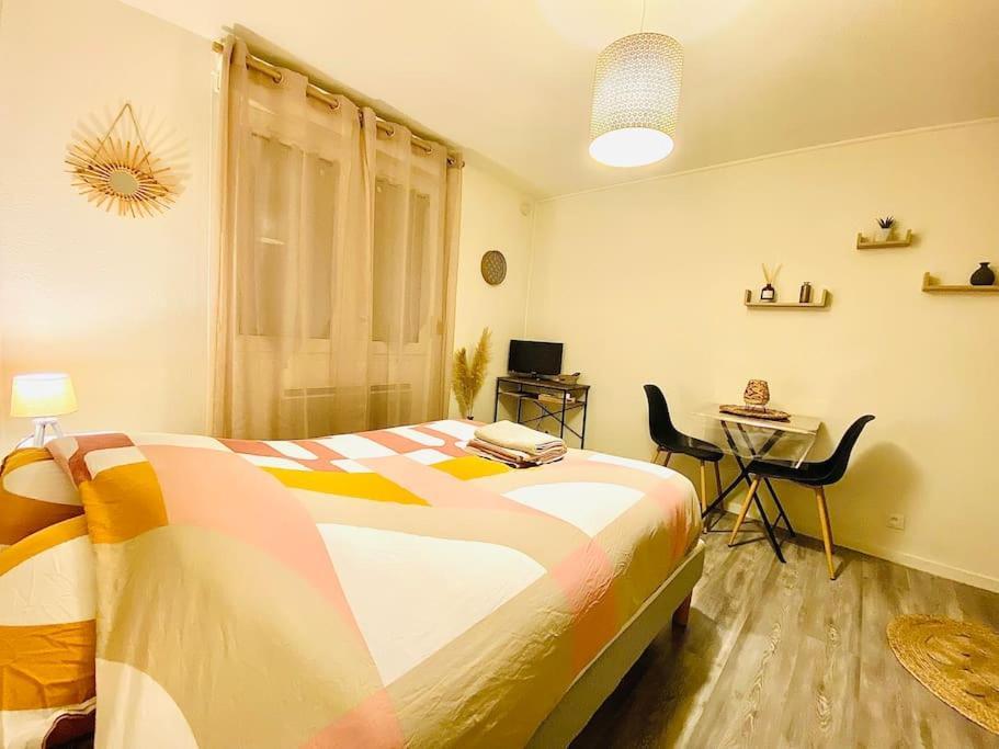 Au Calme Confort & Proche Centre Appartement